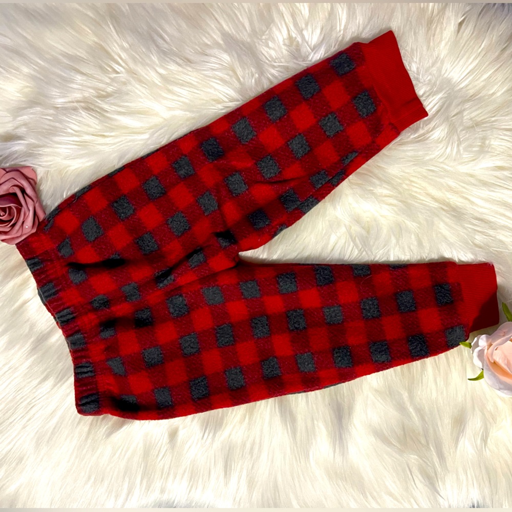 ✨Cutie Pie 6-9 Month Checkered Fuzzy Pants✨